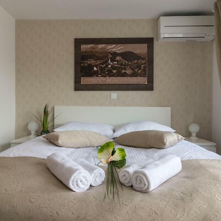 Apartments & Rooms Aleksandra بليد المظهر الخارجي الصورة