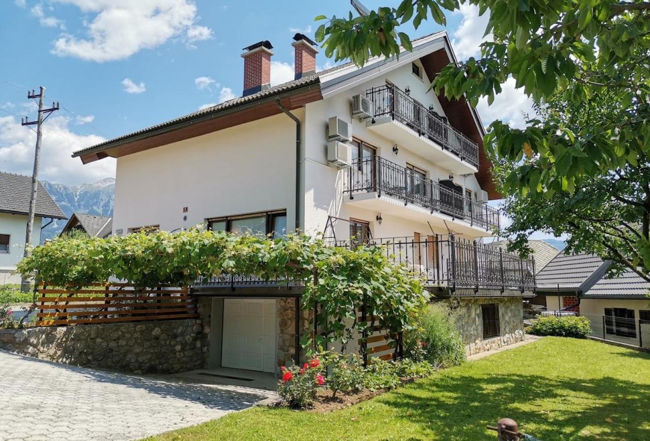 Apartments & Rooms Aleksandra بليد المظهر الخارجي الصورة