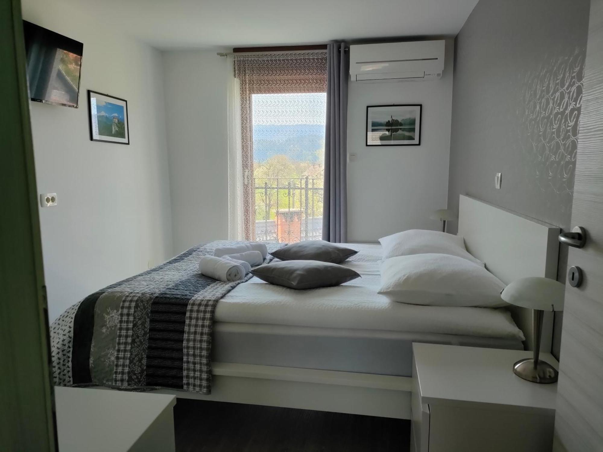 Apartments & Rooms Aleksandra بليد المظهر الخارجي الصورة
