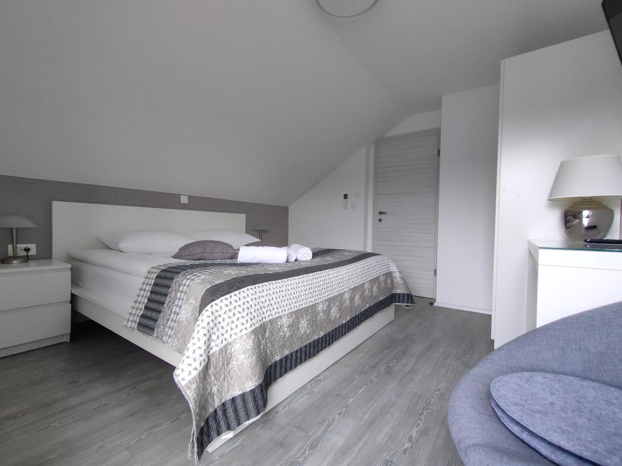 Apartments & Rooms Aleksandra بليد المظهر الخارجي الصورة